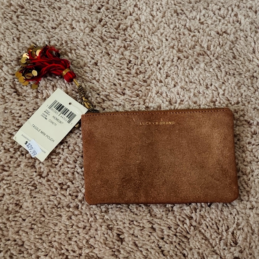 Lucky wristlet